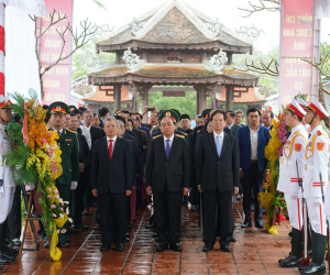 Lãnh đạo Đảng, Nhà nước dâng hương tưởng niệm Đại tướng Lê Đức Anh