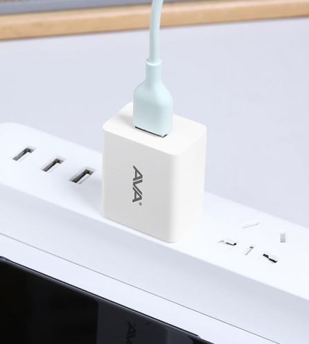 Adapter Sạc 2.4A AVA ASUC62a Trắng