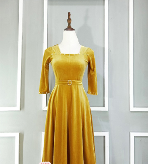 Đầm nhung màu vàng đính ngọc - C4139
