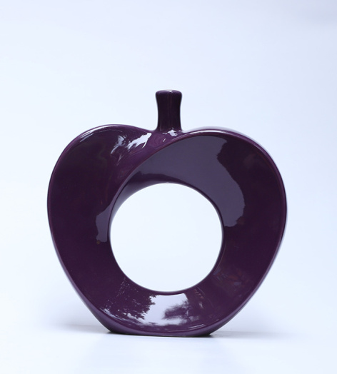 Bình hoa trang trí hình quả táo tím